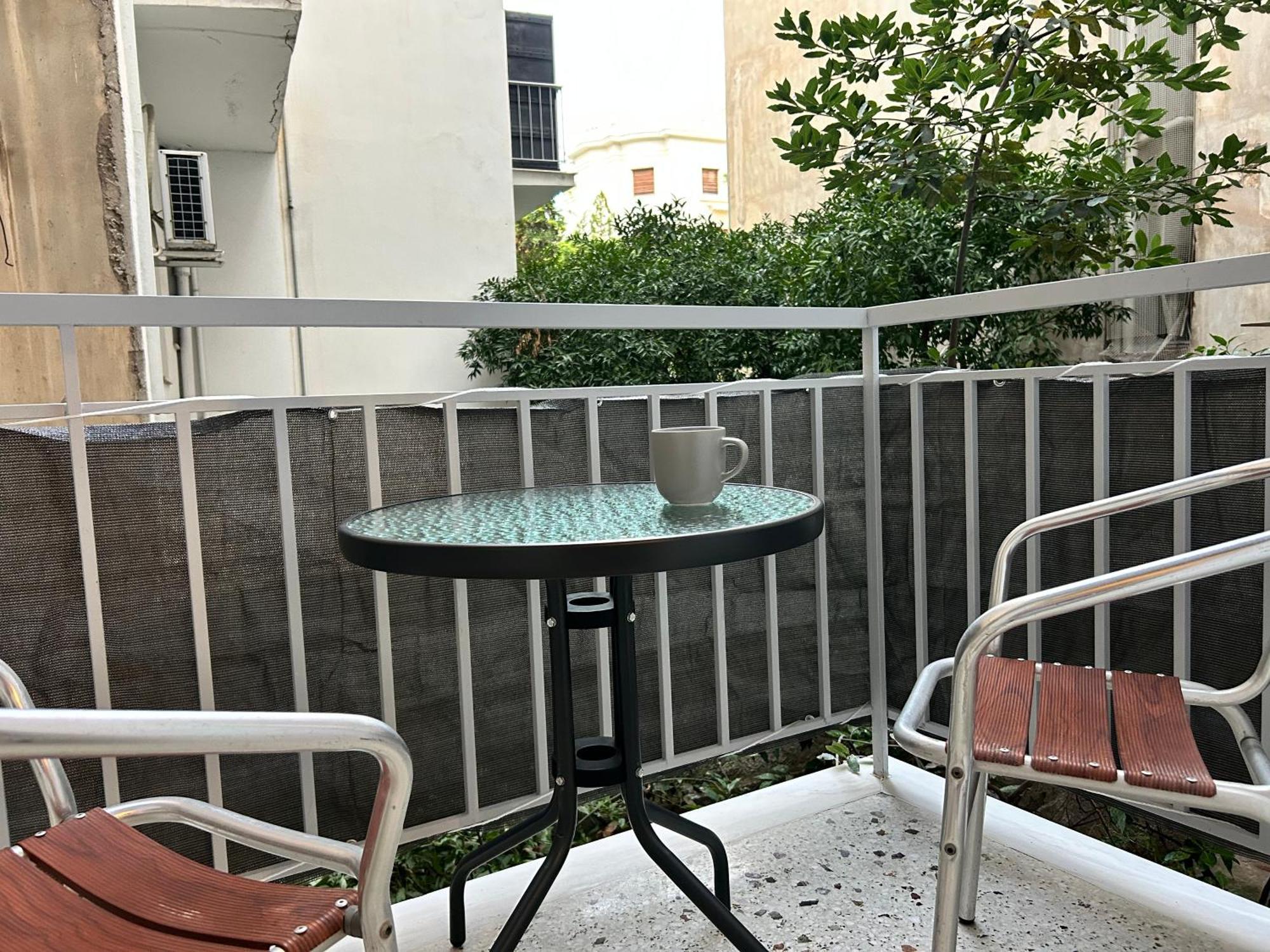 Evrou 21A Metropolitan Suite Atenas Exterior foto